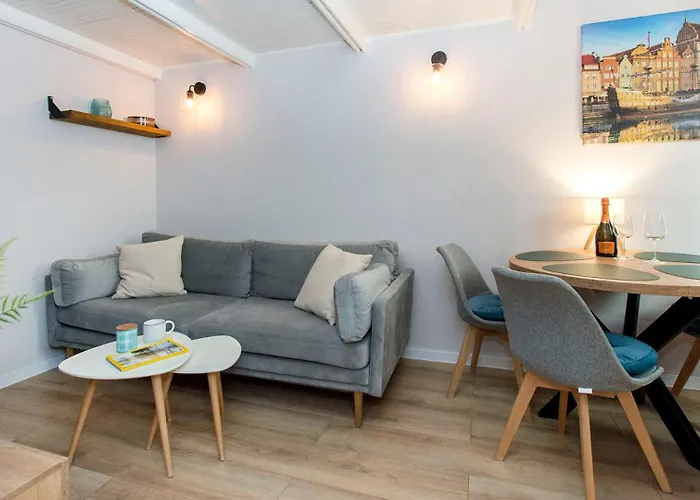 Madison Avenue * グダニスク